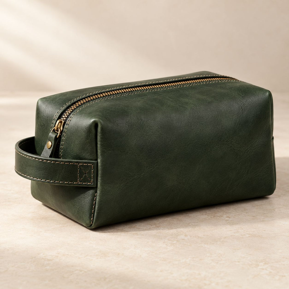 Forest Green Leather Toiletry Bag — product view